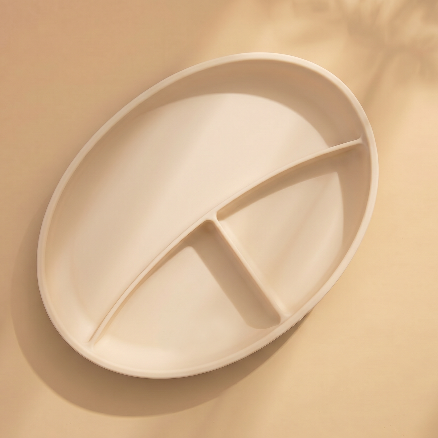 Mabel food-grade silicone stay put suction plate in Milk White for baby-led weaning